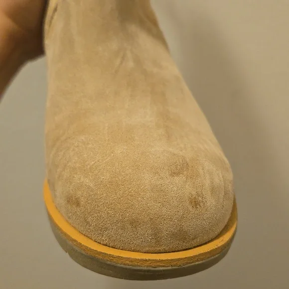 Sofft Sharnell Low Tan Suede Boots - Picture 11 of 17